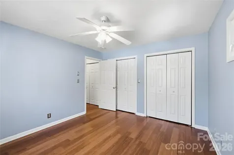 17 Driver Court Hendersonville NC 28739