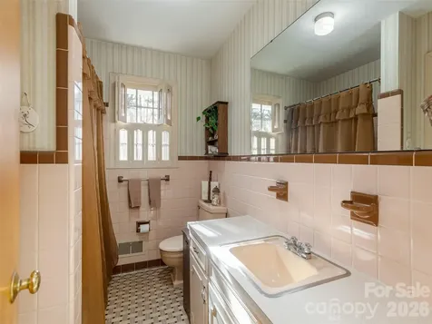28 Westridge Drive Asheville NC 28803