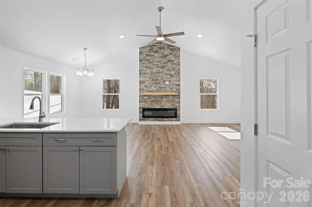 114 Woodpecker Road Purlear NC 28665