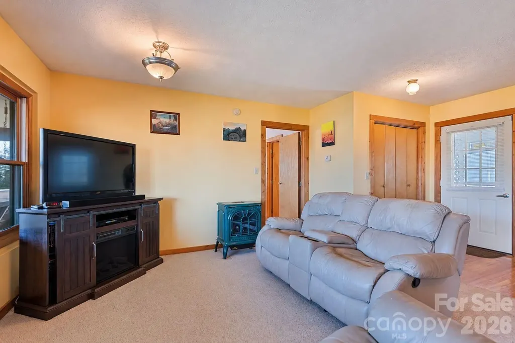 443 Cedarwood Drive Waynesville NC 28785
