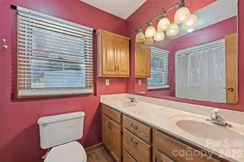 443 Cedarwood Drive Waynesville NC 28785
