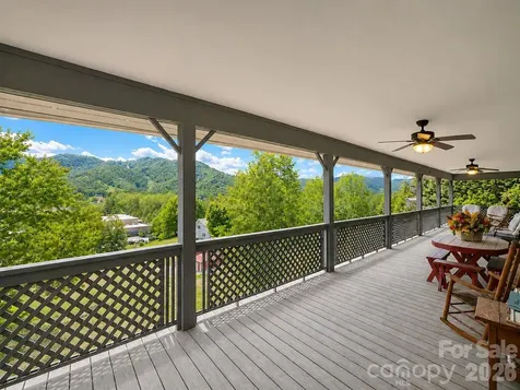 443 Cedarwood Drive Waynesville NC 28785