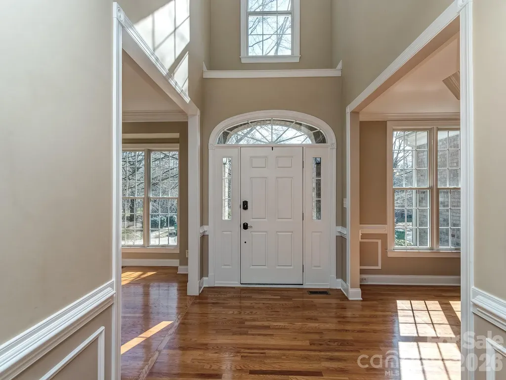 614 Ashgrove Lane Charlotte NC 28270