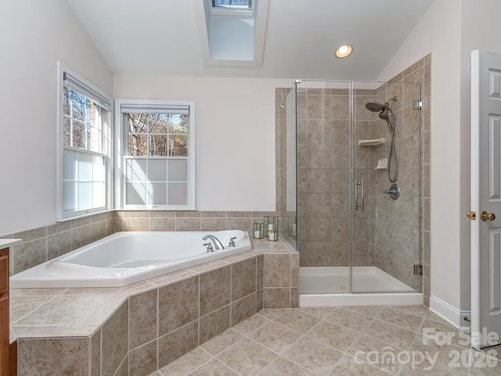 614 Ashgrove Lane Charlotte NC 28270