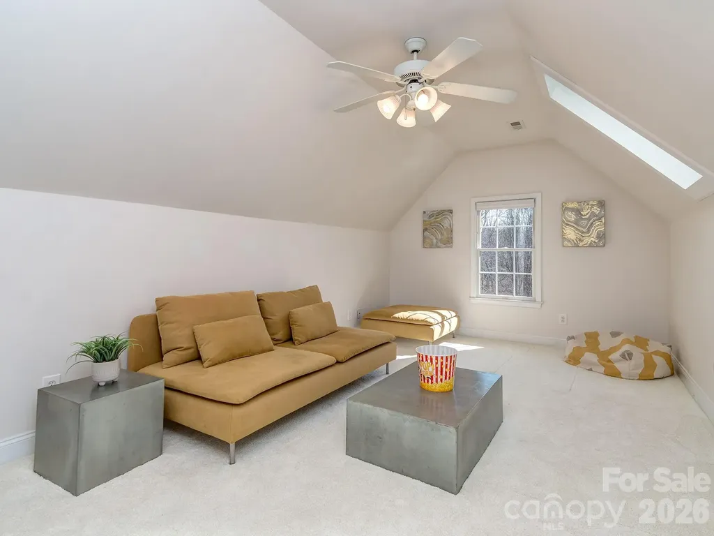 614 Ashgrove Lane Charlotte NC 28270
