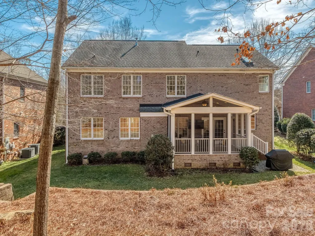 614 Ashgrove Lane Charlotte NC 28270
