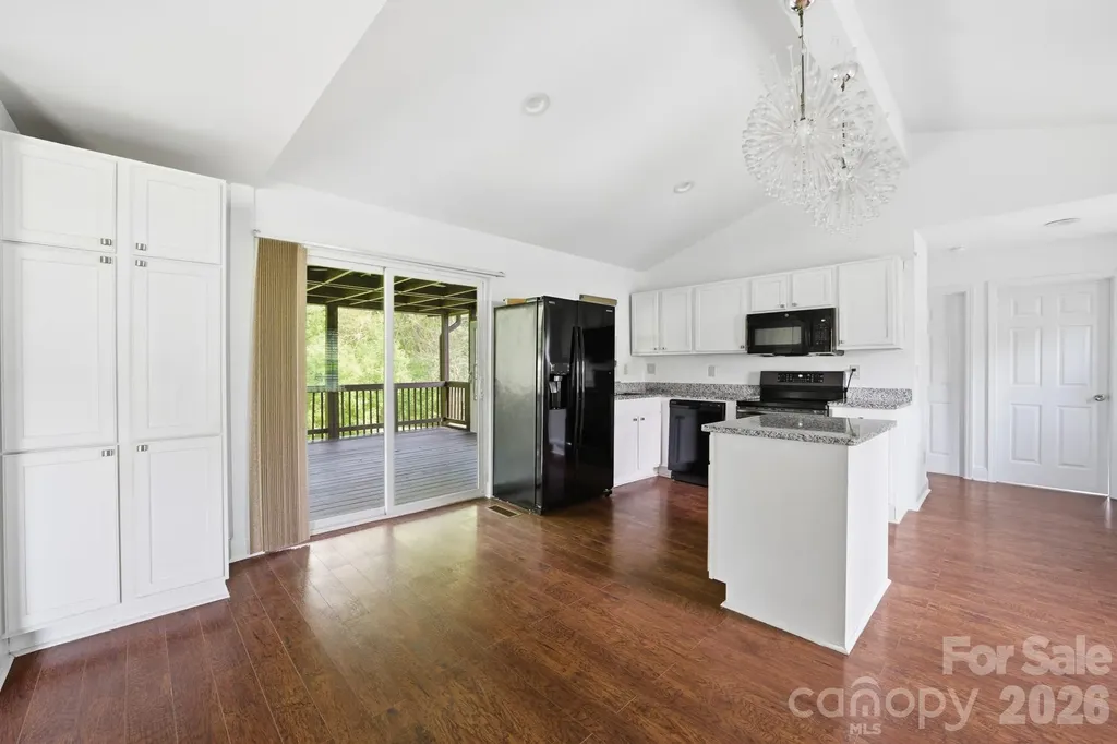 219 Breezewood Drive Charlotte NC 28262