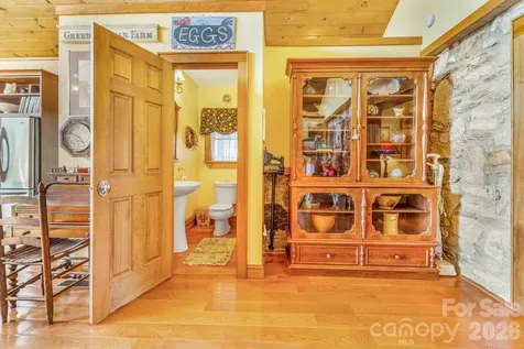 22 Mountain Spring Lane Canton NC 28716