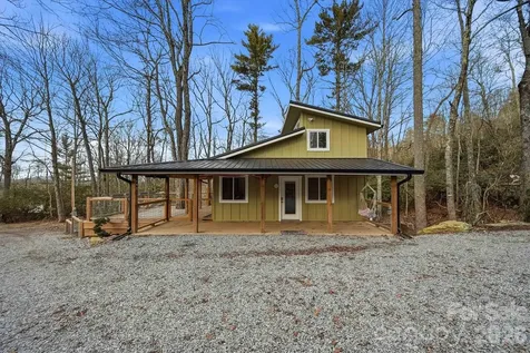 7039 Joe Bowman Avenue Newland NC 28657
