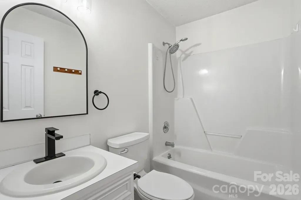 5908 Heathrow Court Monroe NC 28110