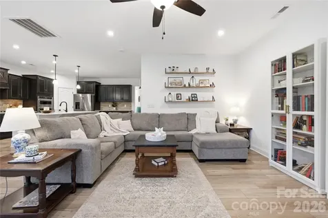 607 Southstone Drive Matthews NC 28104