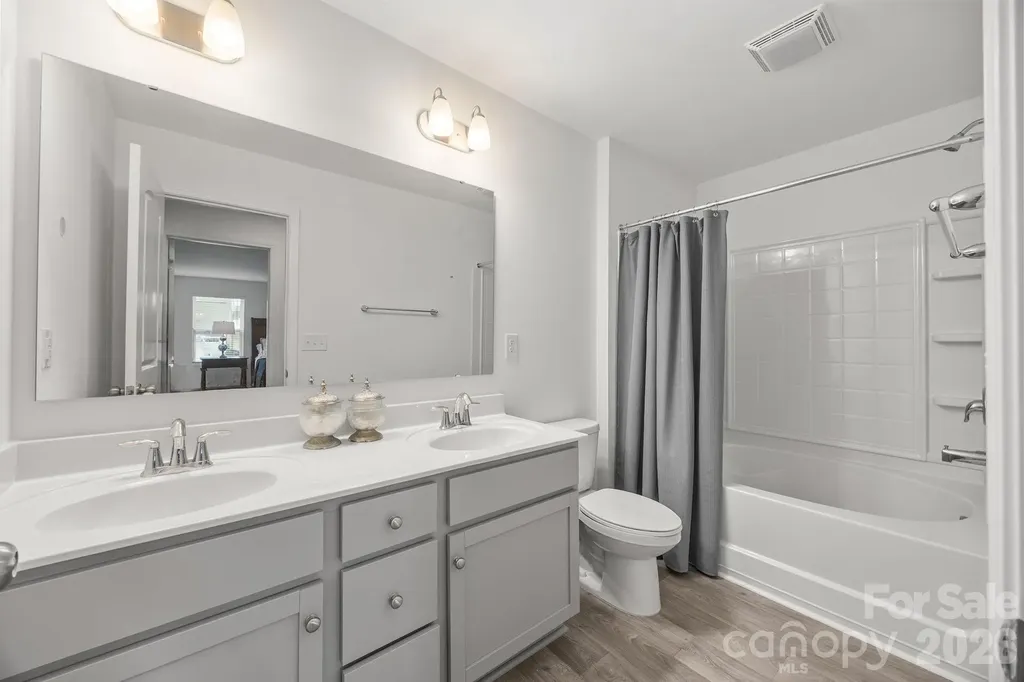 124 Benford Drive Troutman NC 28166