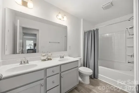 124 Benford Drive Troutman NC 28166