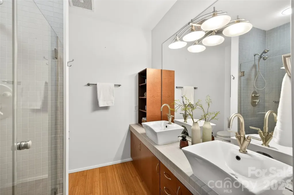 279 Mcdonald Avenue Charlotte NC 28203