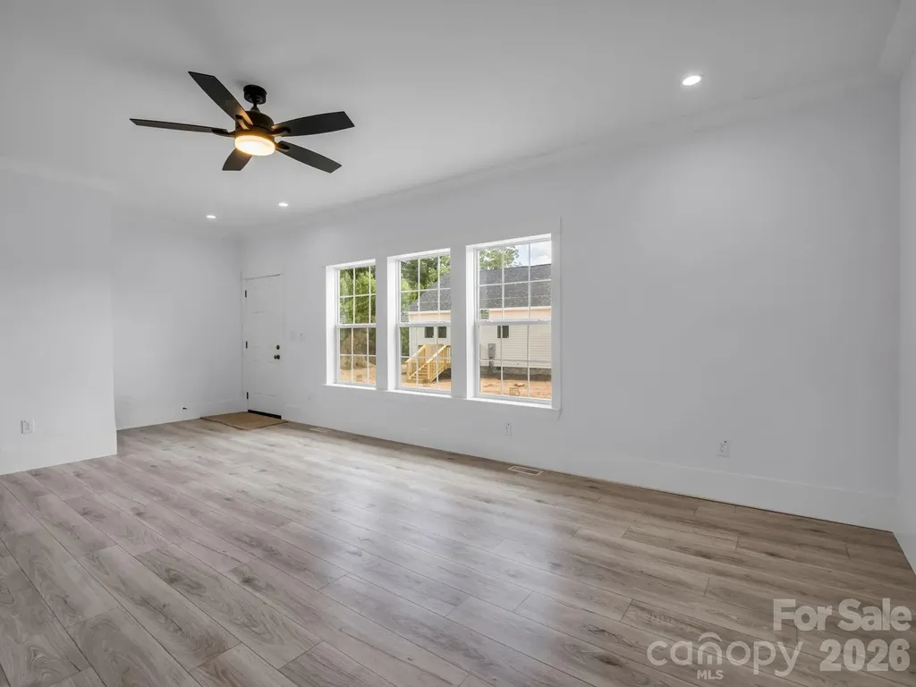 129 Prosperity Way Forest City NC 28043