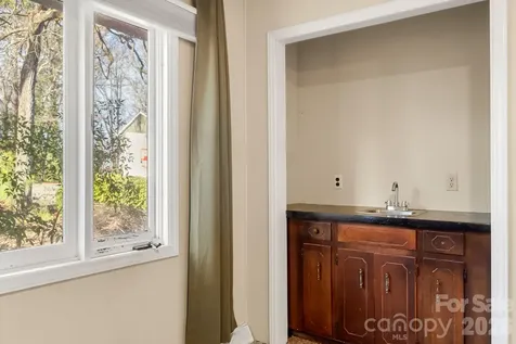 9118 Windjammer Drive Tega Cay SC 29708