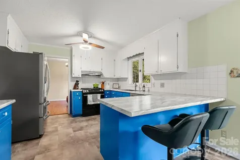 9118 Windjammer Drive Tega Cay SC 29708