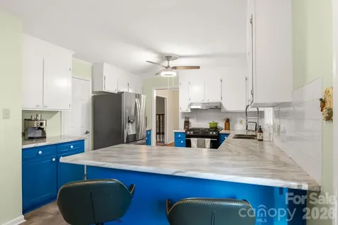 9118 Windjammer Drive Tega Cay SC 29708
