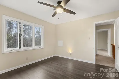 9118 Windjammer Drive Tega Cay SC 29708