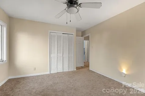 9118 Windjammer Drive Tega Cay SC 29708