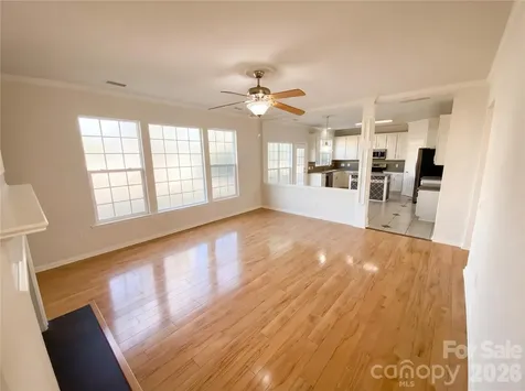 10803 Fountaingrove Drive Charlotte NC 28262