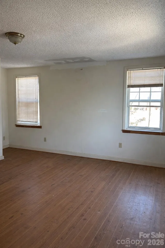 16 Mallory Lane Arden NC 28704