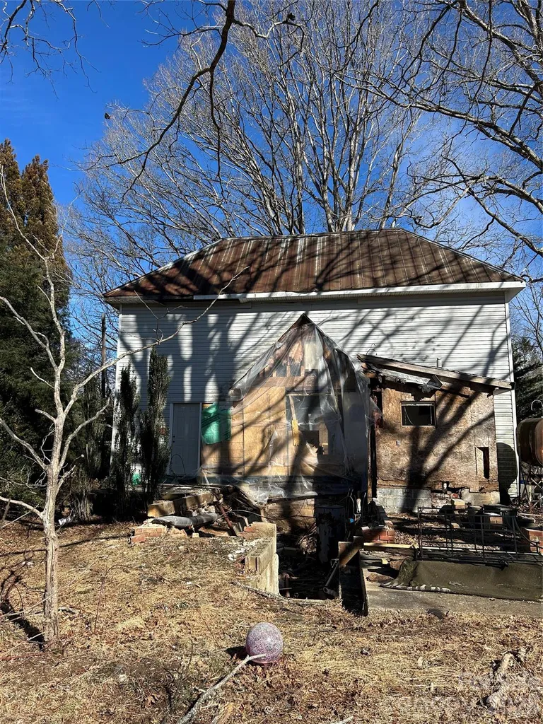 16 Mallory Lane Arden NC 28704