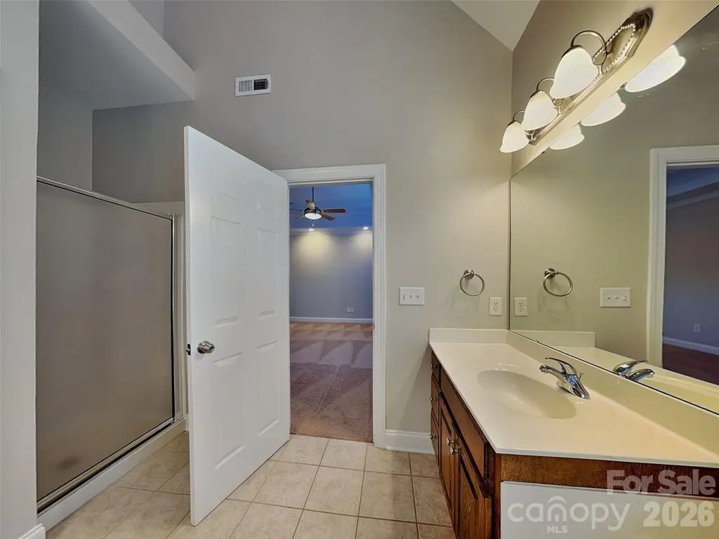 2562 Firethorn Court Gastonia NC 28056
