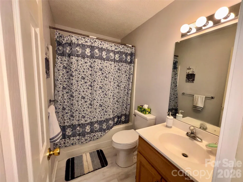 160 Whispering Pines Drive Marion NC 28752