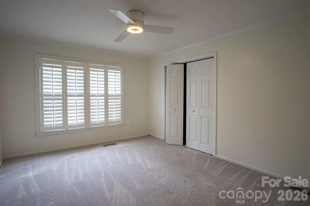 208 Island View Road Mount Holly NC 28120