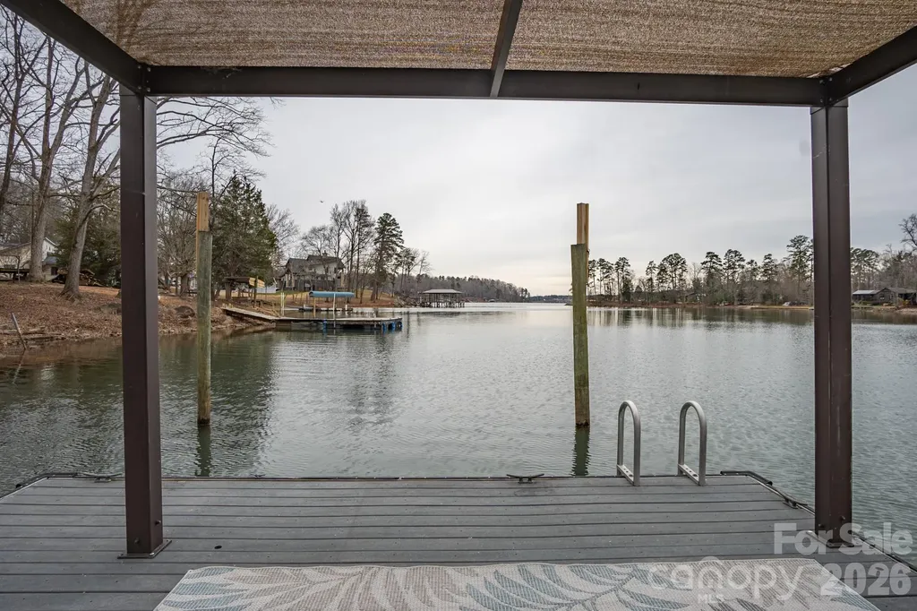 208 Island View Road Mount Holly NC 28120
