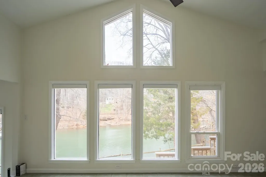 208 Island View Road Mount Holly NC 28120