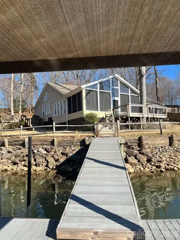 208 Island View Road Mount Holly NC 28120