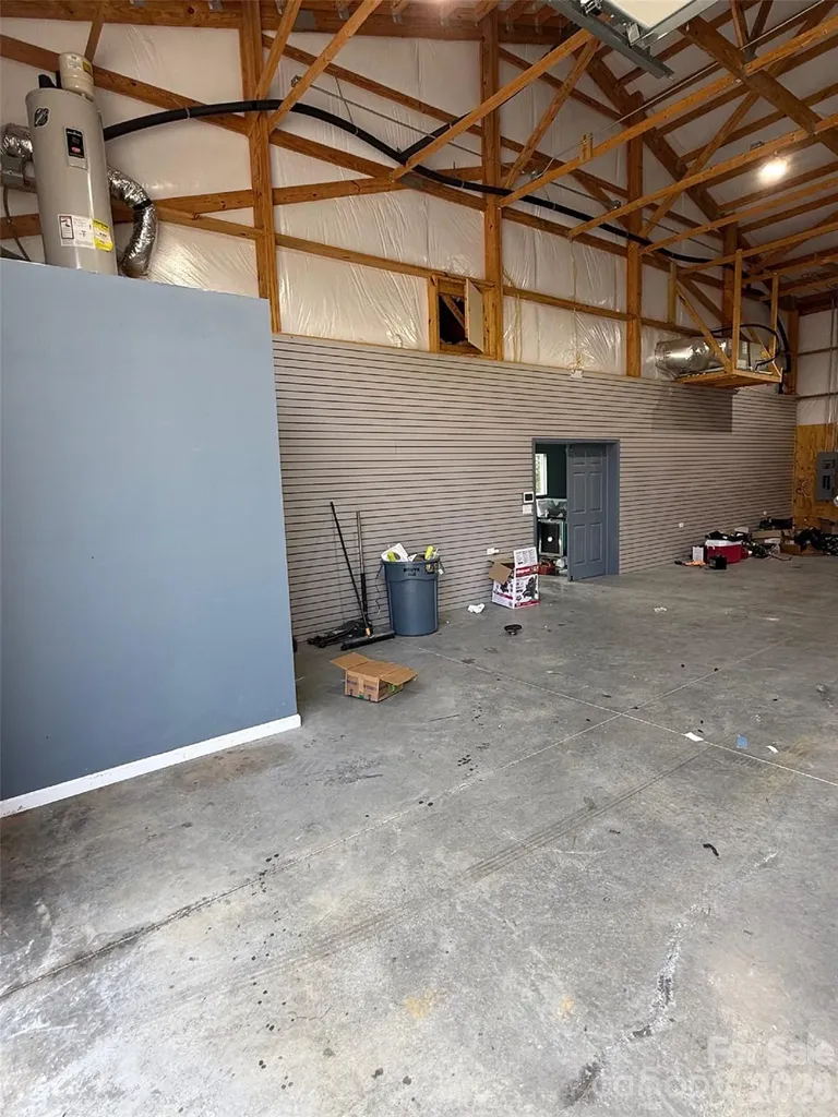 44601 Nc 24/27 Highway E Albemarle NC 28001