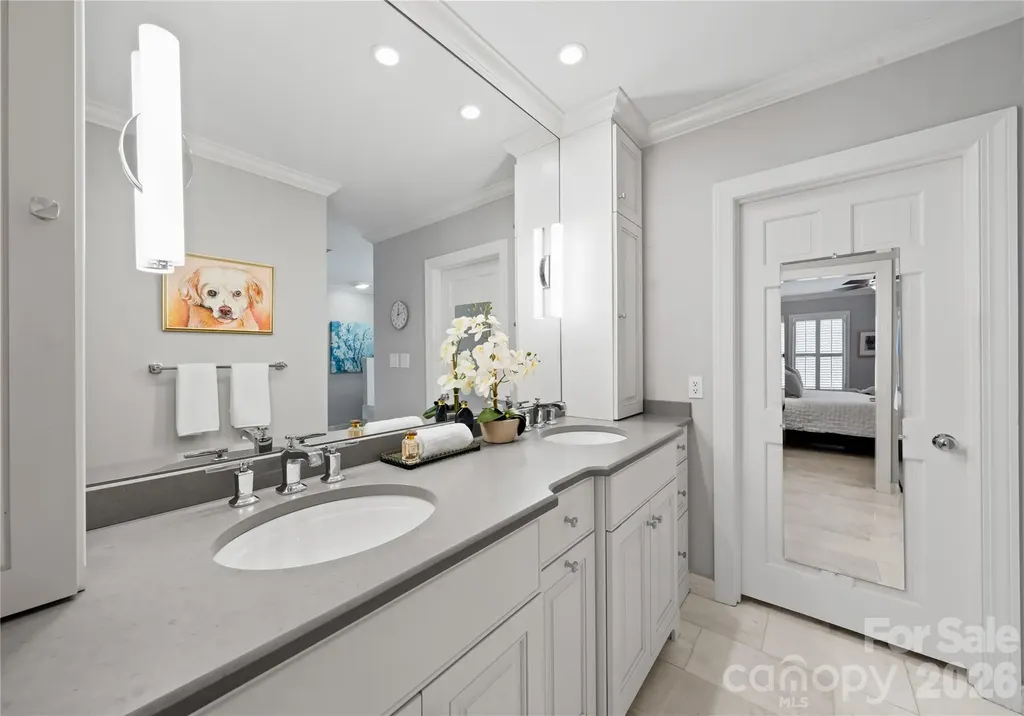 4026 Sharon View Road Charlotte NC 28226