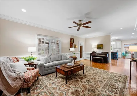 4026 Sharon View Road Charlotte NC 28226