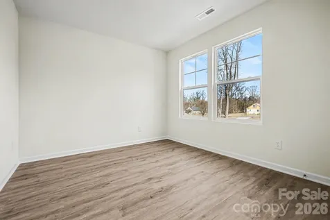 1727 Cloaninger Avenue Statesville NC 28625