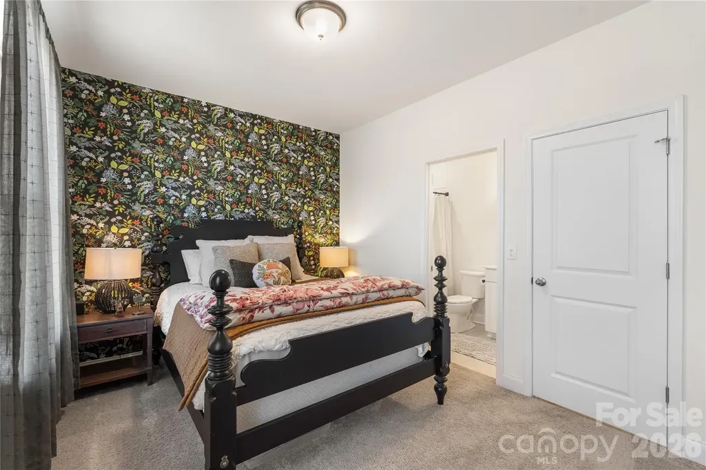 318 Simeon Drive Charlotte NC 28208
