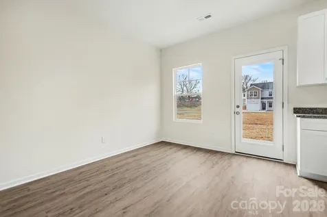 1729 Cloaninger Avenue Statesville NC 28625