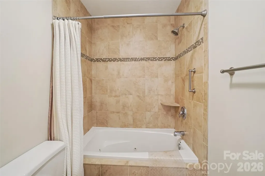 116 Dalya Road Swannanoa NC 28778