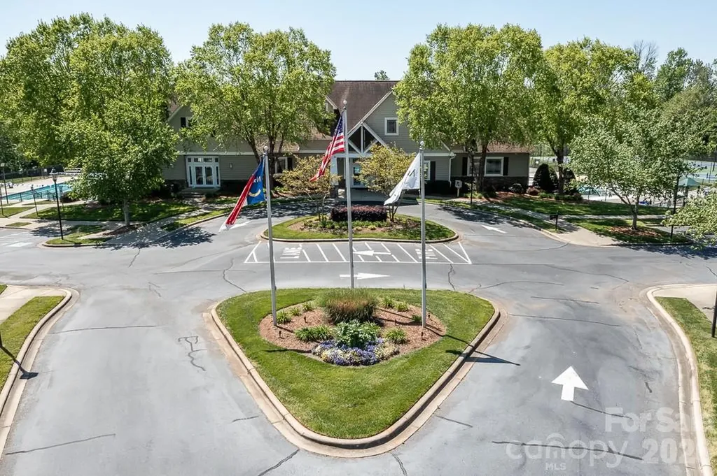 1600 Dartmoor Avenue NW Concord NC 28027