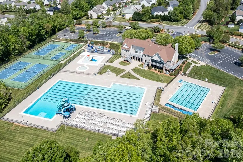 1600 Dartmoor Avenue NW Concord NC 28027