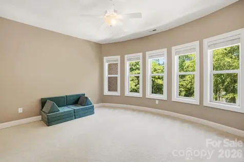 932 Thorn Ridge Lane Clover SC 29710