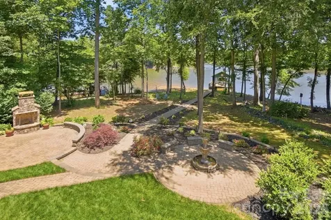 932 Thorn Ridge Lane Clover SC 29710