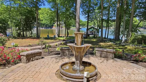 932 Thorn Ridge Lane Clover SC 29710