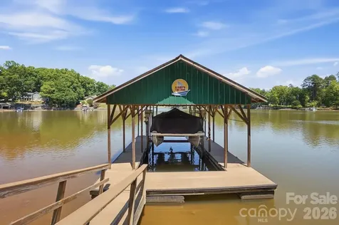 932 Thorn Ridge Lane Clover SC 29710