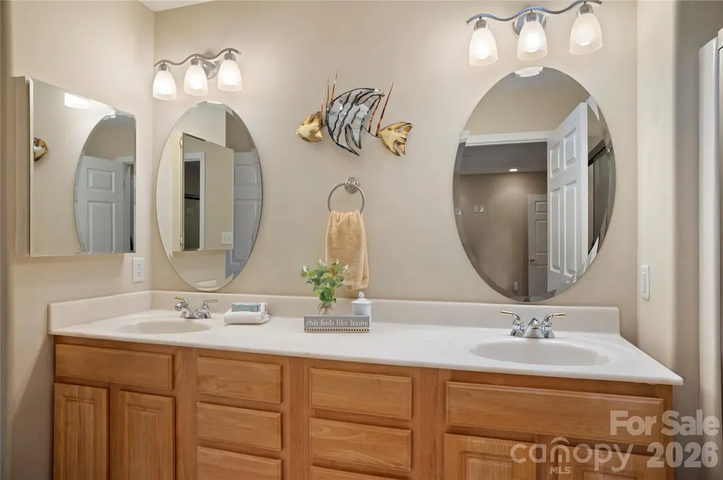 13 Stonebridge Drive Asheville NC 28805