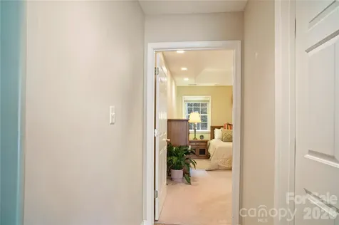 13 Stonebridge Drive Asheville NC 28805