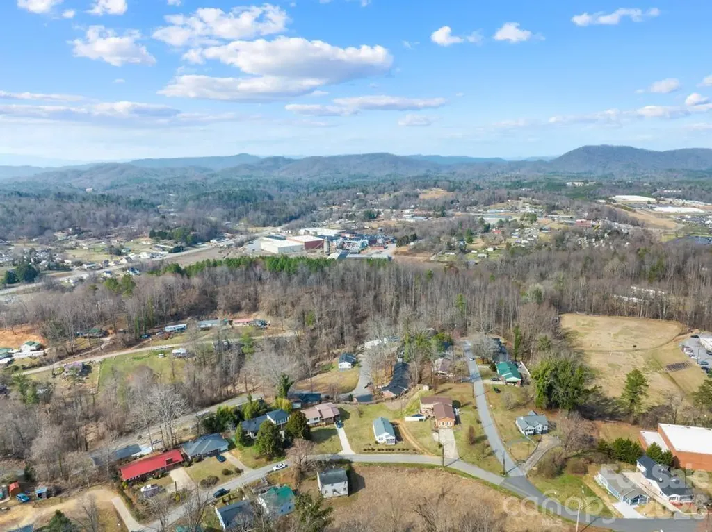 434 Arlington Circle NW Lenoir NC 28645