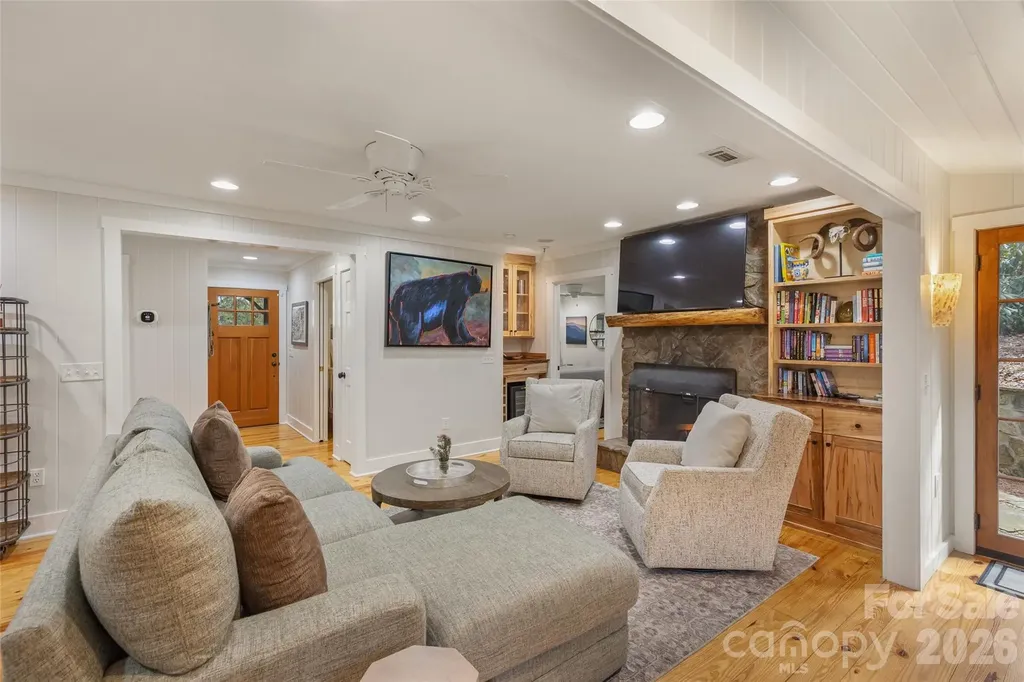 464 Franklin Road Highlands NC 28741